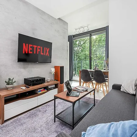 Апартаменти Flat With Views