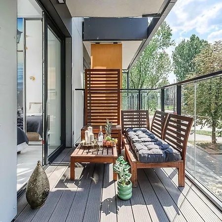 Flat With Views Апартаменти