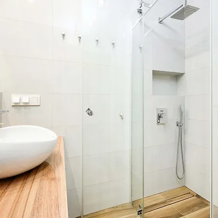Flat With Views Апартаменти Варшава